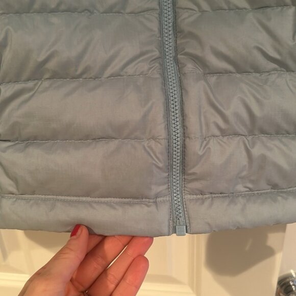 Light blue Patagonia mid weight puffer - Picture 2 of 6